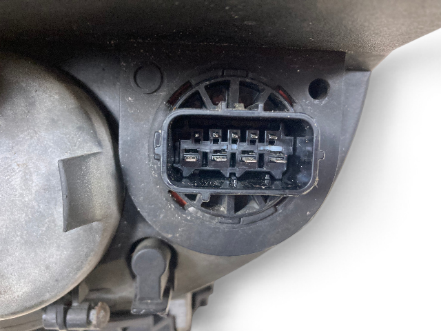 Mini Cooper Right Headlight Xenon 63126933838 2002-2004 R50 R53 CLR53