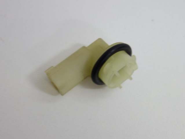 Mini Cooper Fender Scuttle Signal Light Bulb Socket 63137166014 02-08 R50 R52 R53