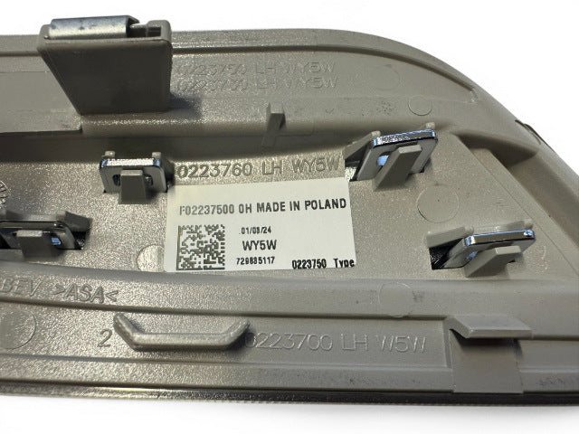 Mini Cooper S Left Front Signal Light White New OEM 63137298351 F55 F56 F57