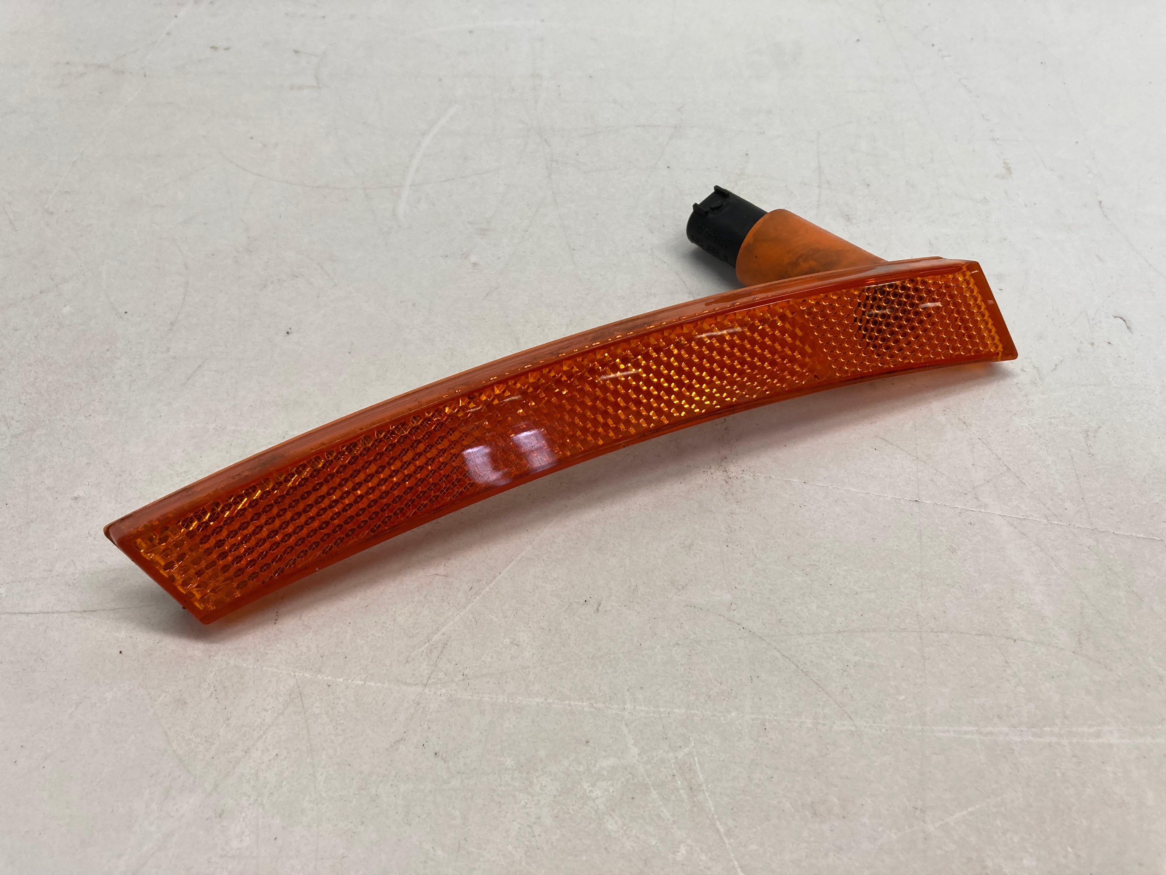 Mini Cooper Left Front Side Marker Light 63146911723 02-08 R50 R52