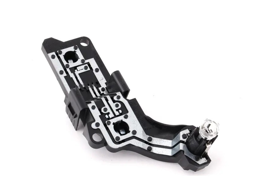 Mini Cooper Right Rear Taillight Bulb Socket NEW 63217166008 05-08 R50 R52 R53