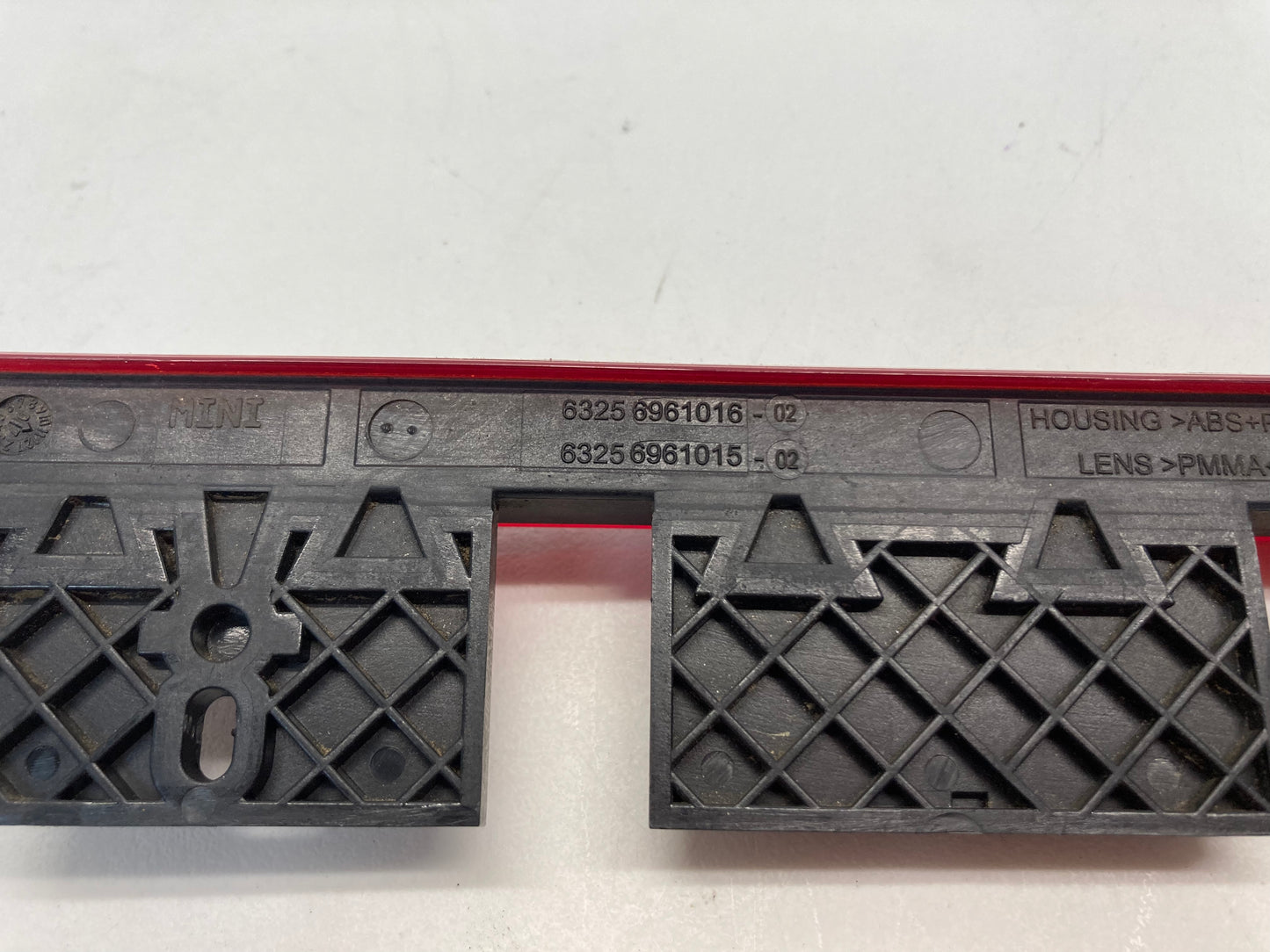Mini Cooper Convertible Top Third Brake Light 63256961016 05-08 R52