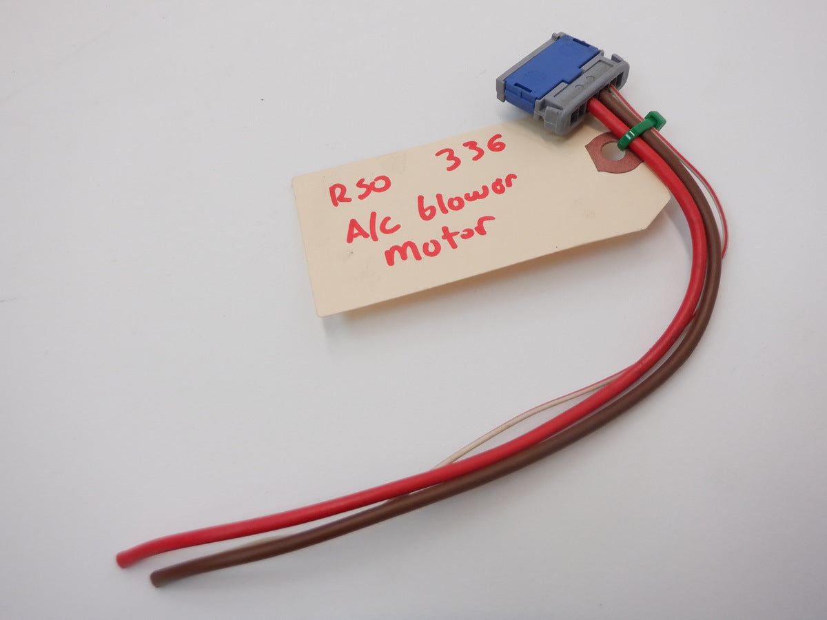 Mini Cooper AC Blower Motor Connector IHKA 3 Wire 02-03 R50 R53