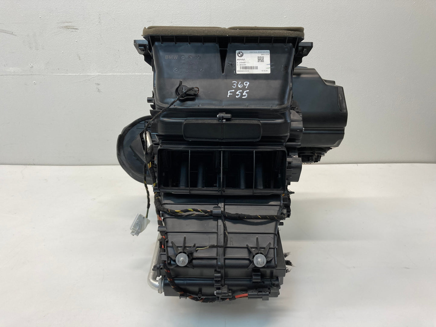 Mini Cooper AC Heater Housing Complete Automatic 64116827058 14-24 F55 F56 F57