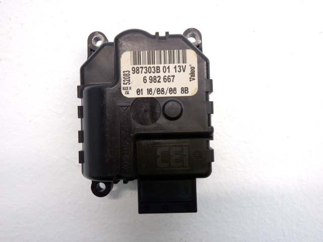 Mini Cooper AC Distribution Actuator 64116982667 02-08 R50 R52 R53