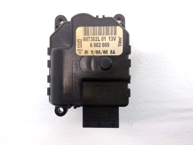 Mini Cooper AC Temperature Control Actuator 64116982669 04-08 R50 R52 R53