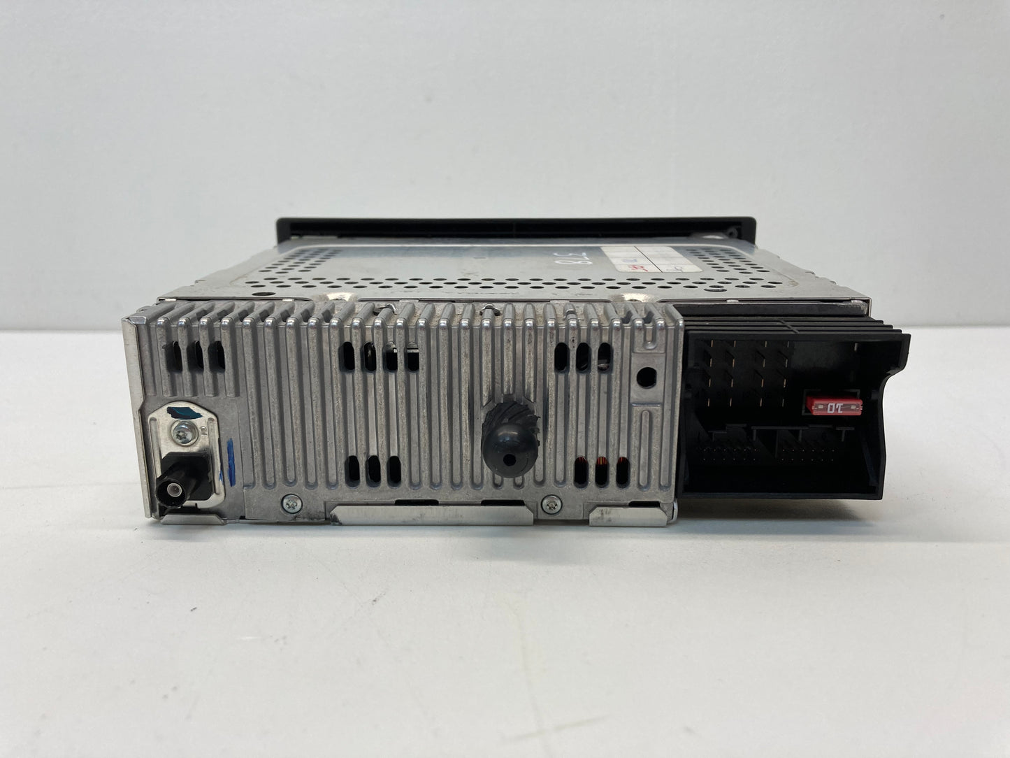 Mini Cooper Boost Radio AM/FM/CD 65129136412 02-08 R50 R52 R53