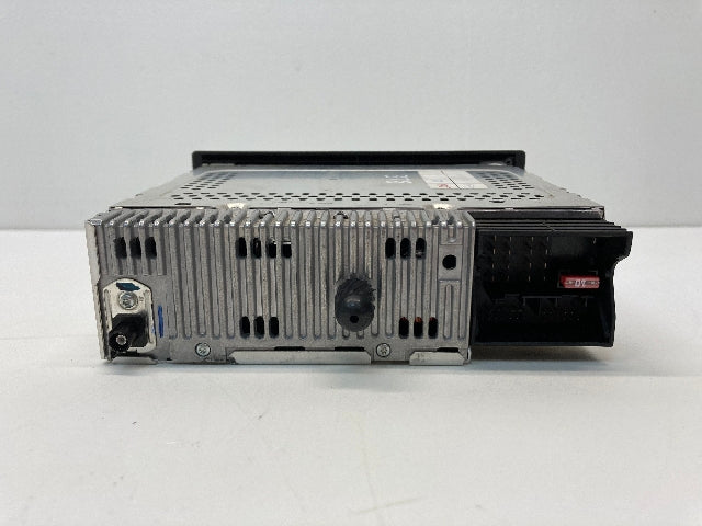 Mini Cooper Boost Radio AM/FM/CD 65129136412 02-08 R50 R52 R53