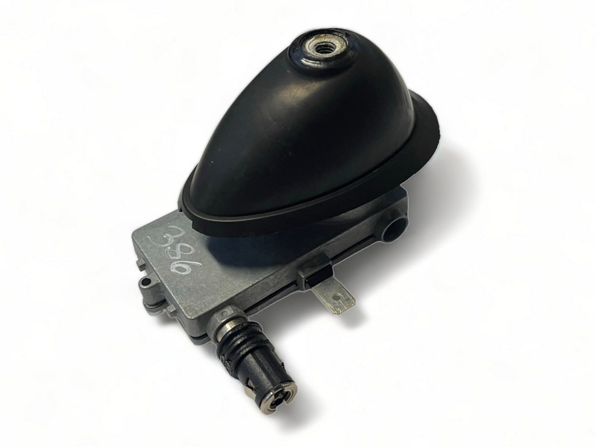 Mini Cooper Roof Radio Antenna Base 65206920279 02-04 R50 R53