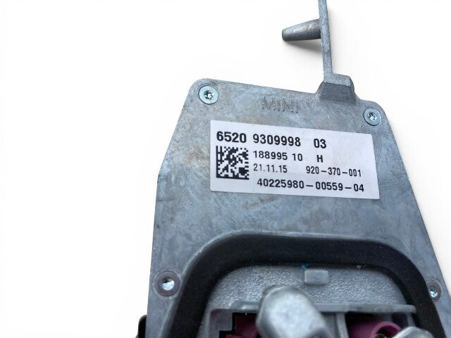 Mini Cooper AM/FM/TEL/GPS/SDARS Roof Antenna Base 65208782596 2016-2024 F57
