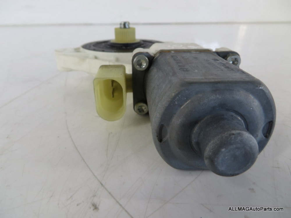 Mini Cooper Convertible Left Rear Quarter Glass Window Motor 67626934299 05-15 R52 R57