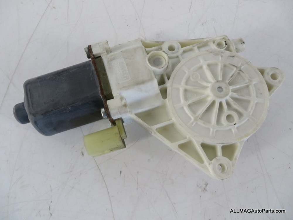 Mini Cooper Convertible Left Rear Quarter Glass Window Motor 67626934299 05-15 R52 R57