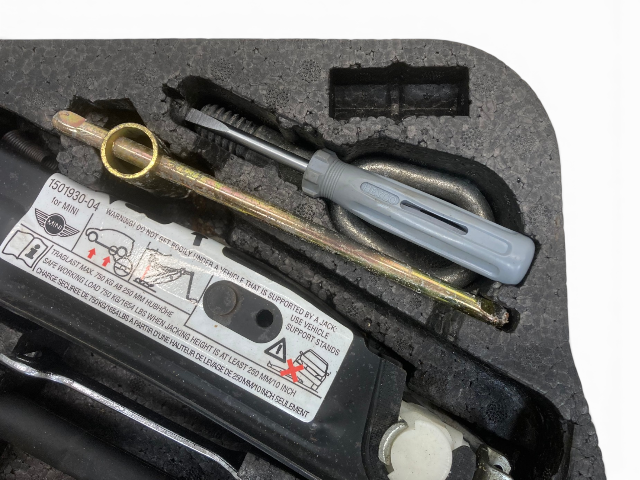 Mini Cooper Tool Kit and Jack Tray 71111501931 2002-2008 R50 R52 552