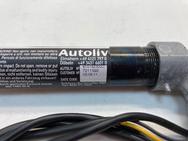 Mini Cooper Right Front Seat Belt Buckle 72117211592 07-12 R55 R56 R57 R59 R61