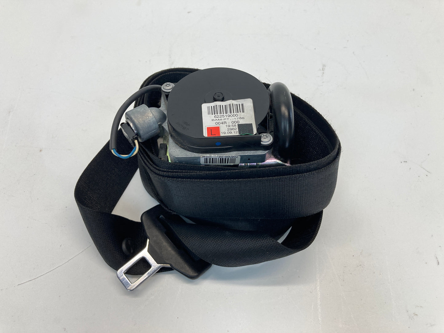 Mini Cooper Convertible Left Front Seat Belt 72117276851 12-15 R57