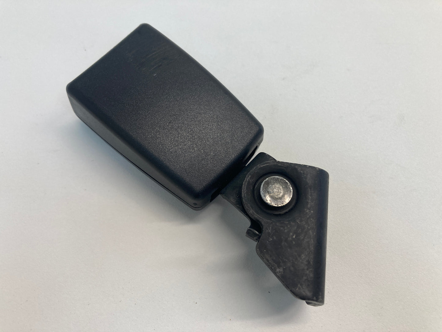 Mini Countryman 5-Seater Rear Left Seat Belt Buckle 72119802191 11-16 R60