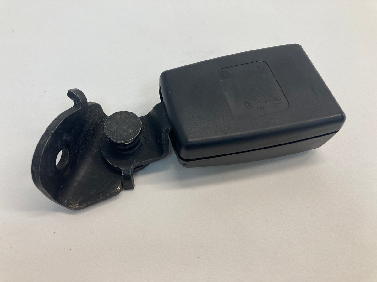 Mini Countryman 5-Seater Rear Left Seat Belt Buckle 72119802191 11-16 R60