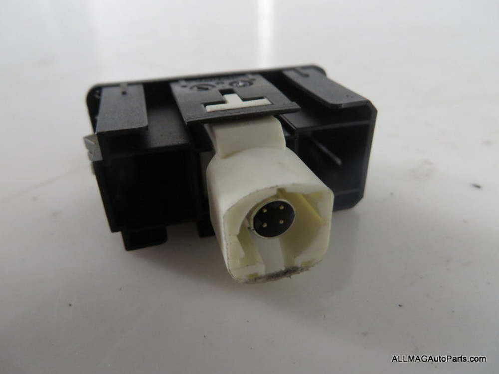 84109230248 11-15 Mini Cooper USB Socket Input R5x
