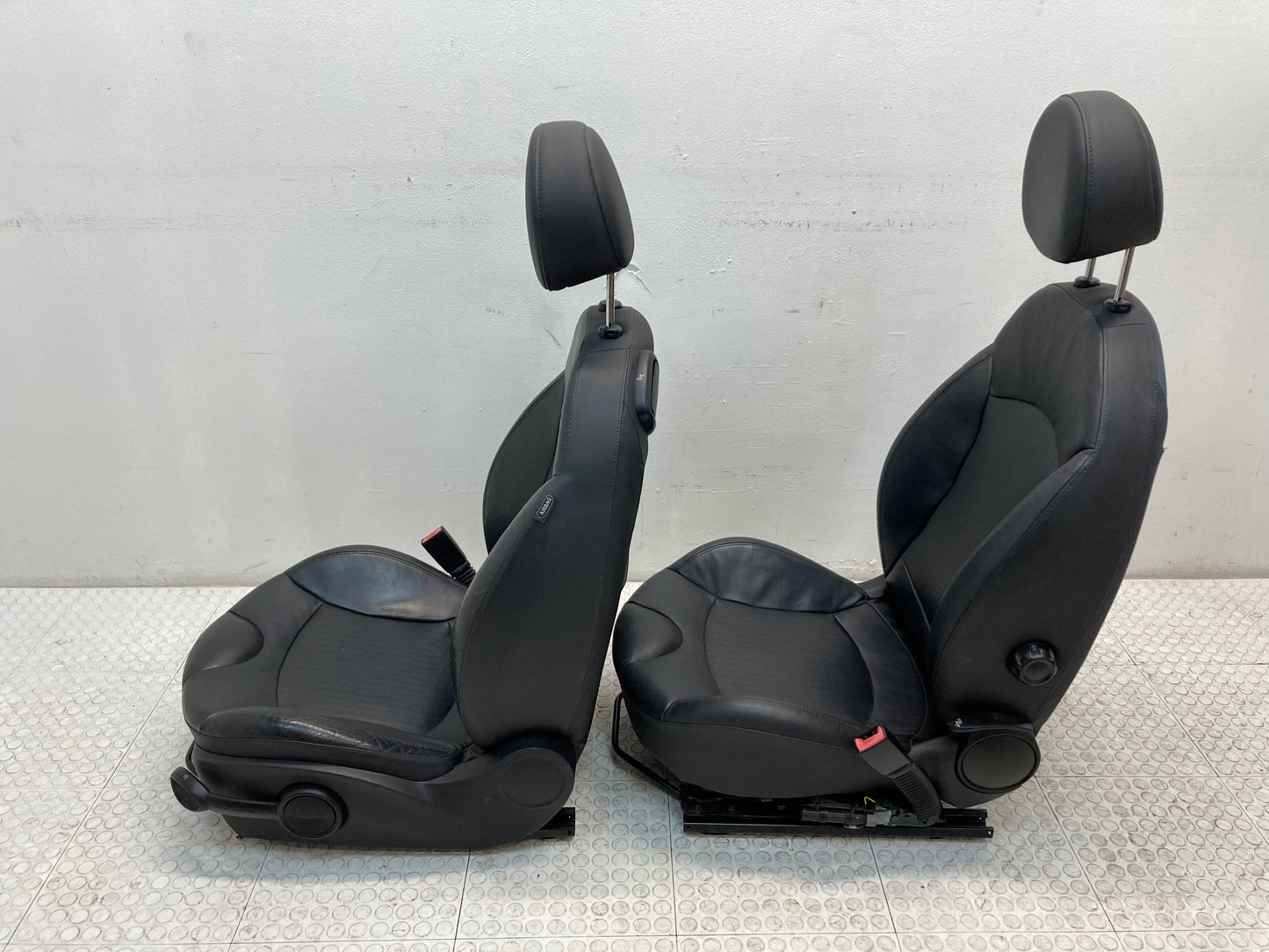 Mini Cooper Sport Seats Leather Punch Carbon Black T8E1 Heated 07-14 R56 R55 407