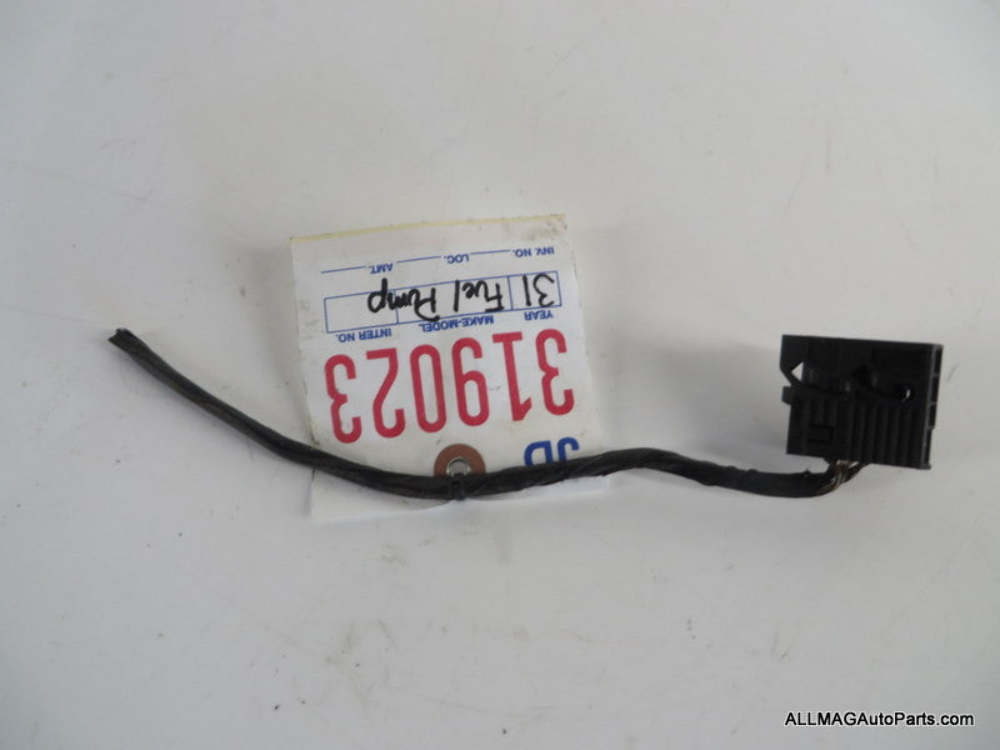 Mini Cooper Fuel Pump Connector with Wires 02-08 R50 R53 R52