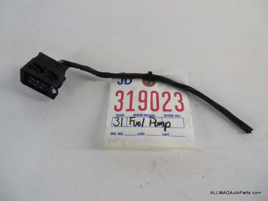 Mini Cooper Fuel Pump Connector with Wires 02-08 R50 R53 R52