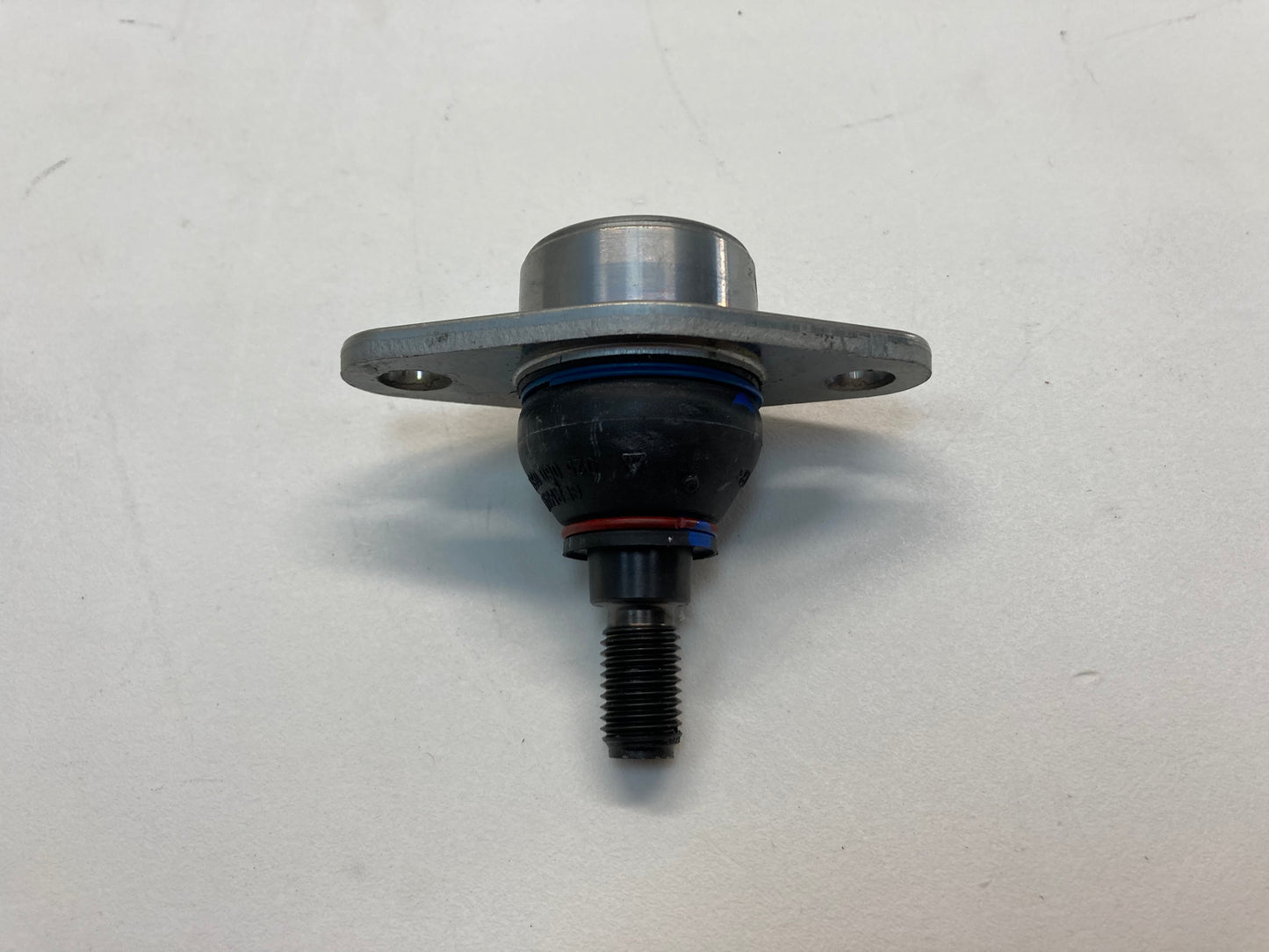 Mini Cooper Right Steering Knuckle with New Ball Joint and Hardware 31216757498 02-08  R50 R52 R53