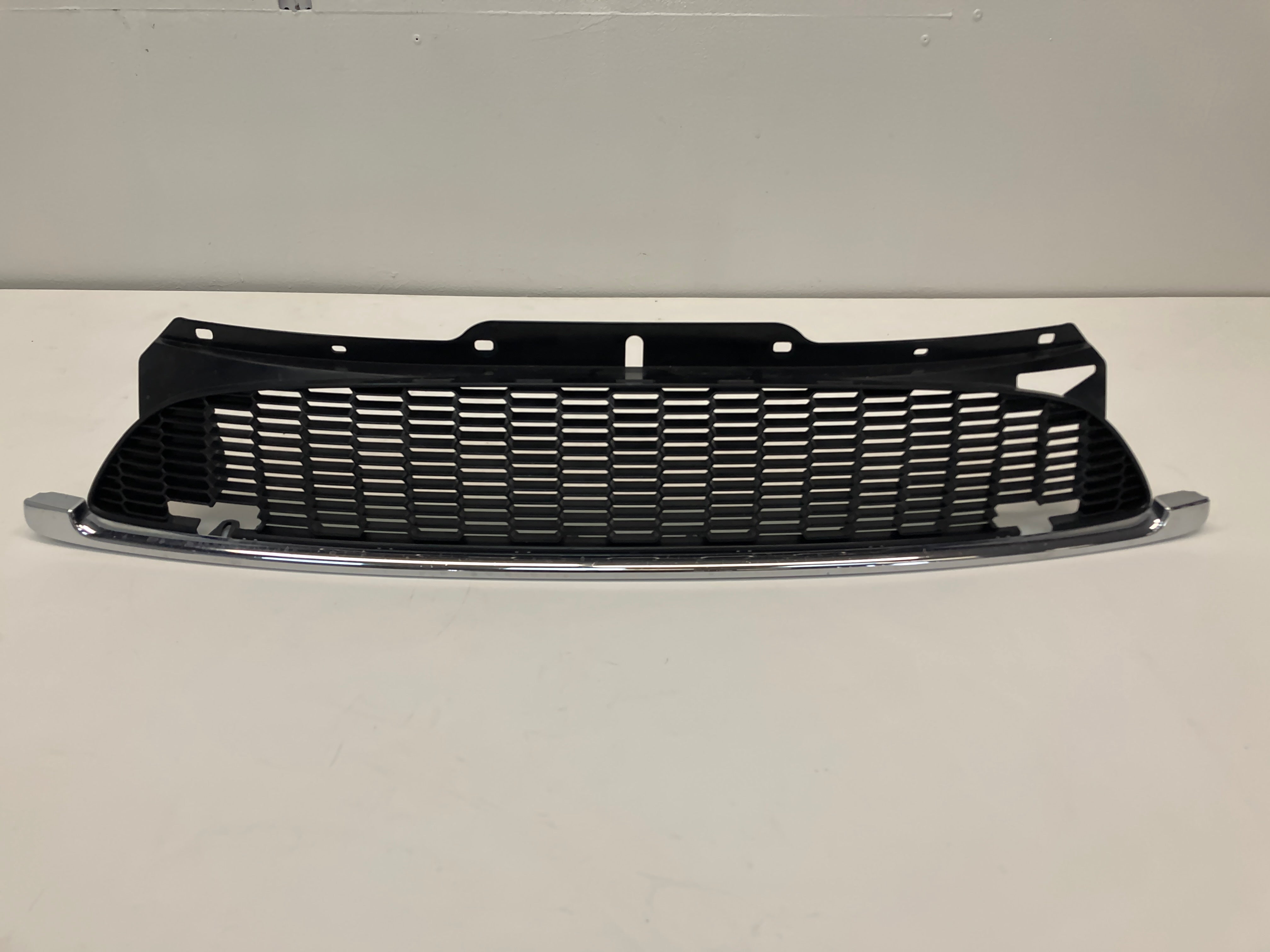 Mini Cooper S JCW Front Hood Grille 51137209903 07-10 R56 R55 R57 379