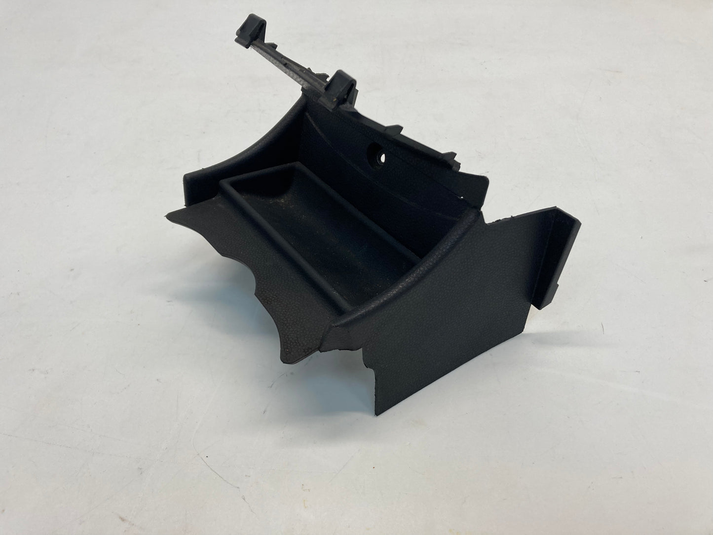 Mini Cooper Center Console Utility Box and Tray without AUX Input 51167121738 05-08 R50 R52 R53