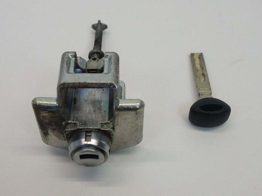 Mini Cooper Left Front Door Lock Cylinder with Key 07-15 R5x