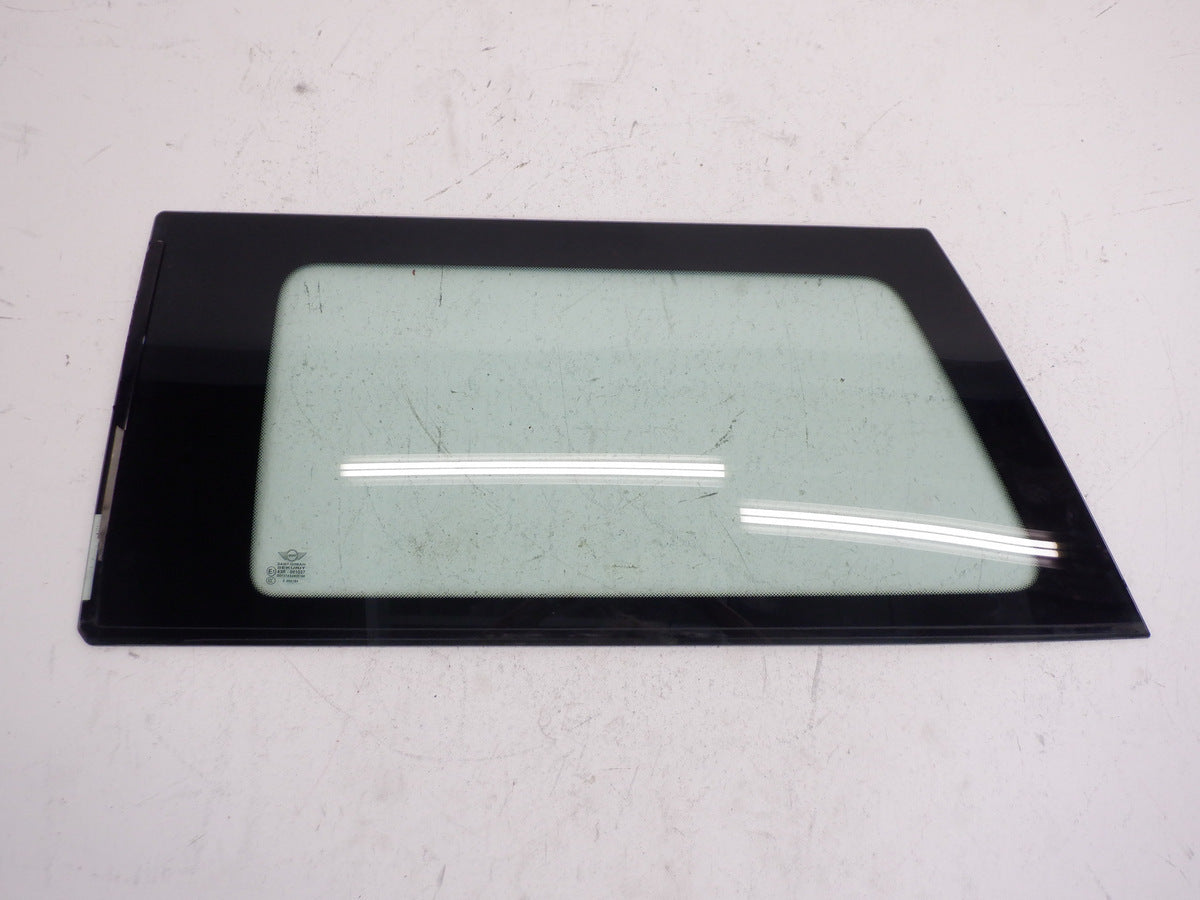 Mini Cooper Left Rear Quarter Panel Glass Green Glazed 07-13 51377146499 R56