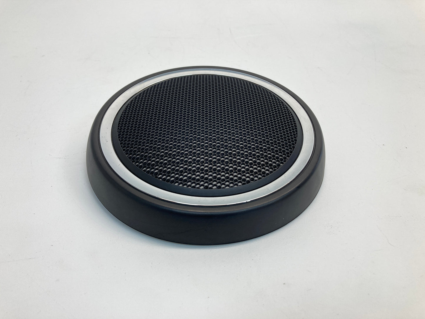 Mini Cooper Convertible Rear Right Speaker Cover Chrome Lighted 51432757986 09-1