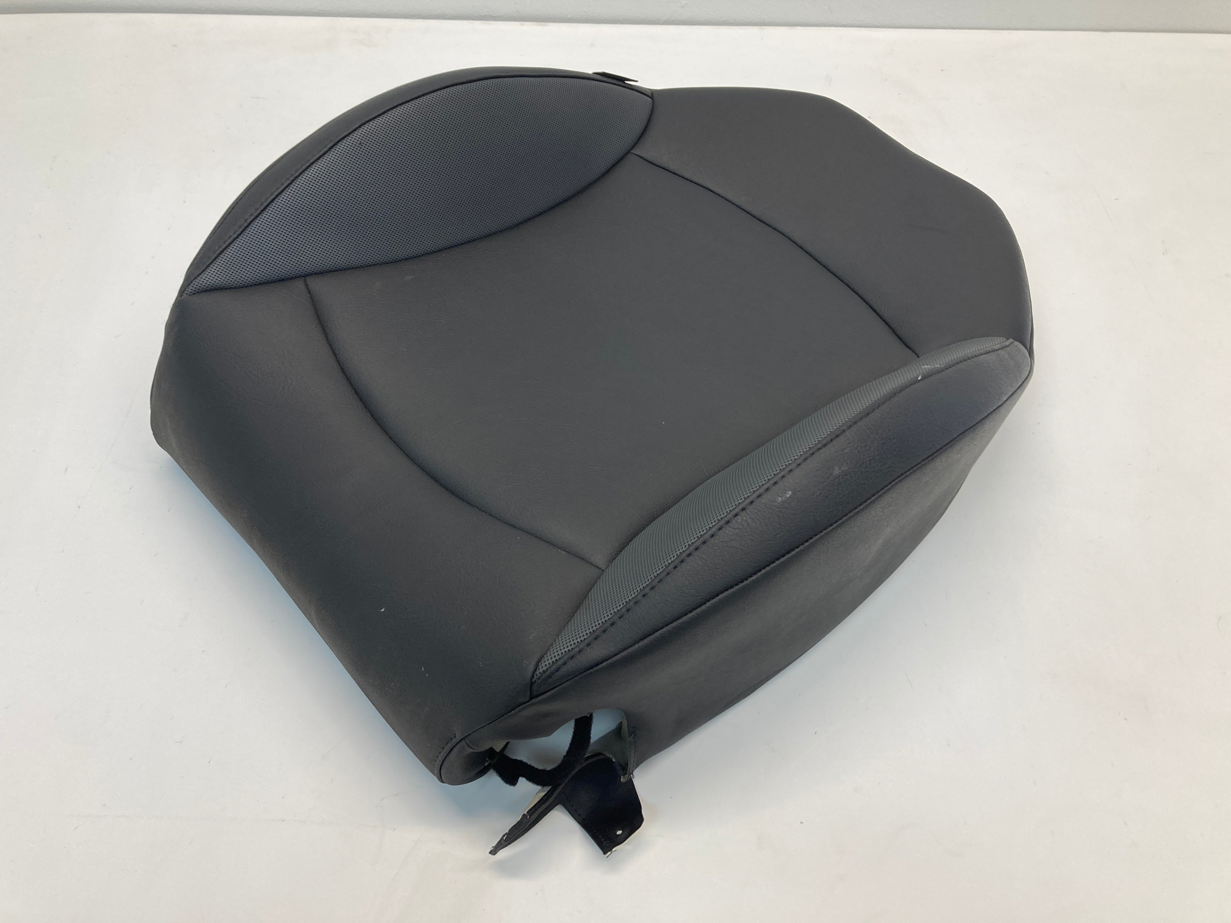Mini Cooper Right Seat Backrest Cushion K8E1 Heated 07-10 R55 R56 R57 371