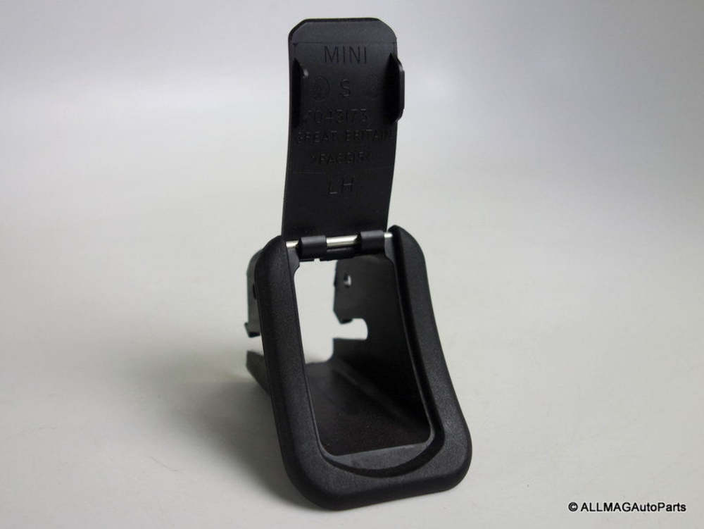 Mini Cooper Left Rear Seat Restraint Isofix Cover w/o Image 52207043173 02-08 R50 R52 R53