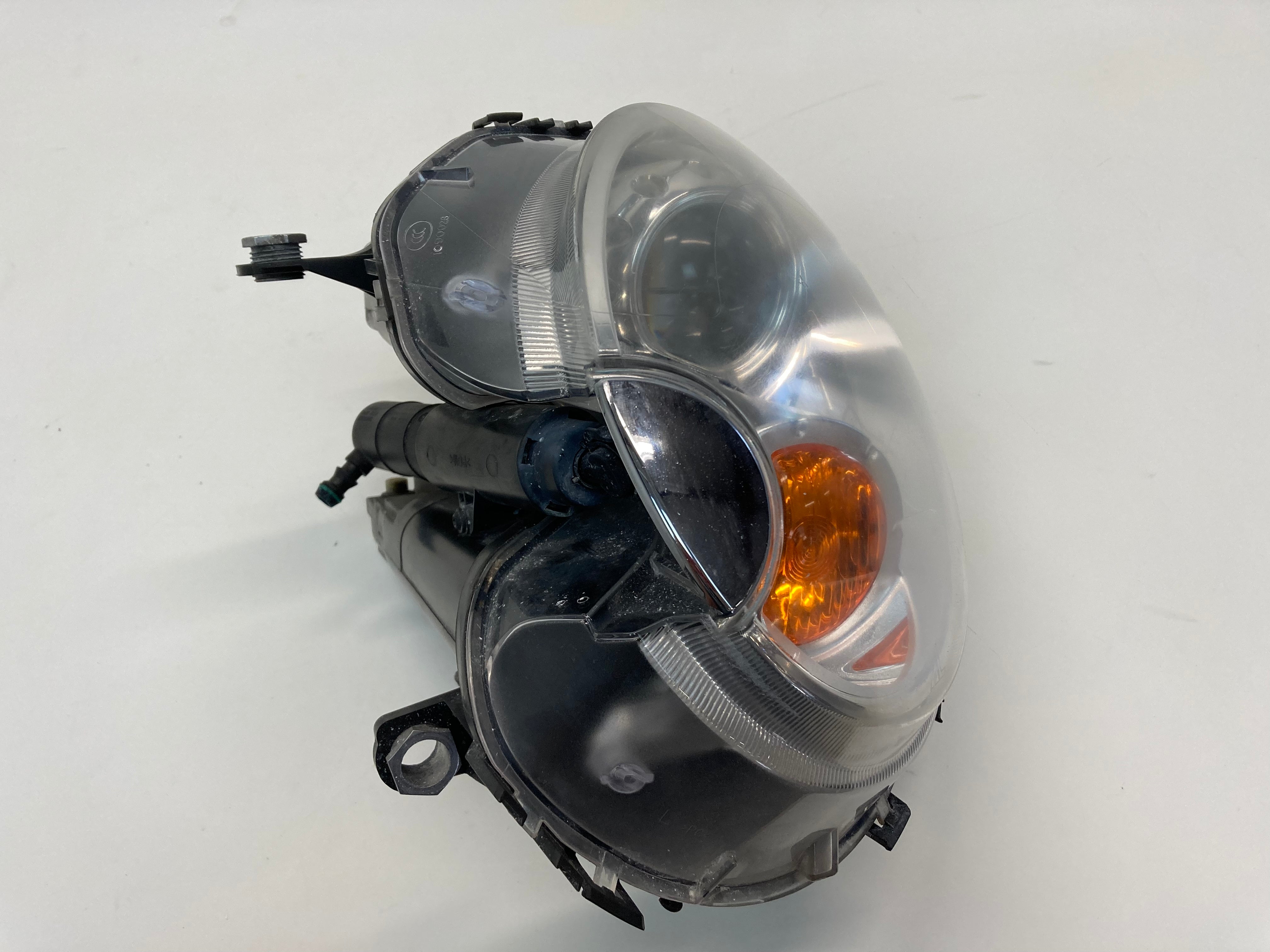 Mini Cooper Left Headlight Bi-Xenon Yellow Indicator 63127270023 07-15 R5x 385