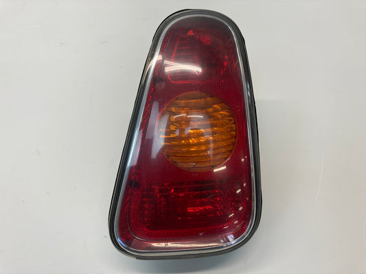 Mini Cooper Right Rear Tail Light 63216935784 02-04 R50 R53 393