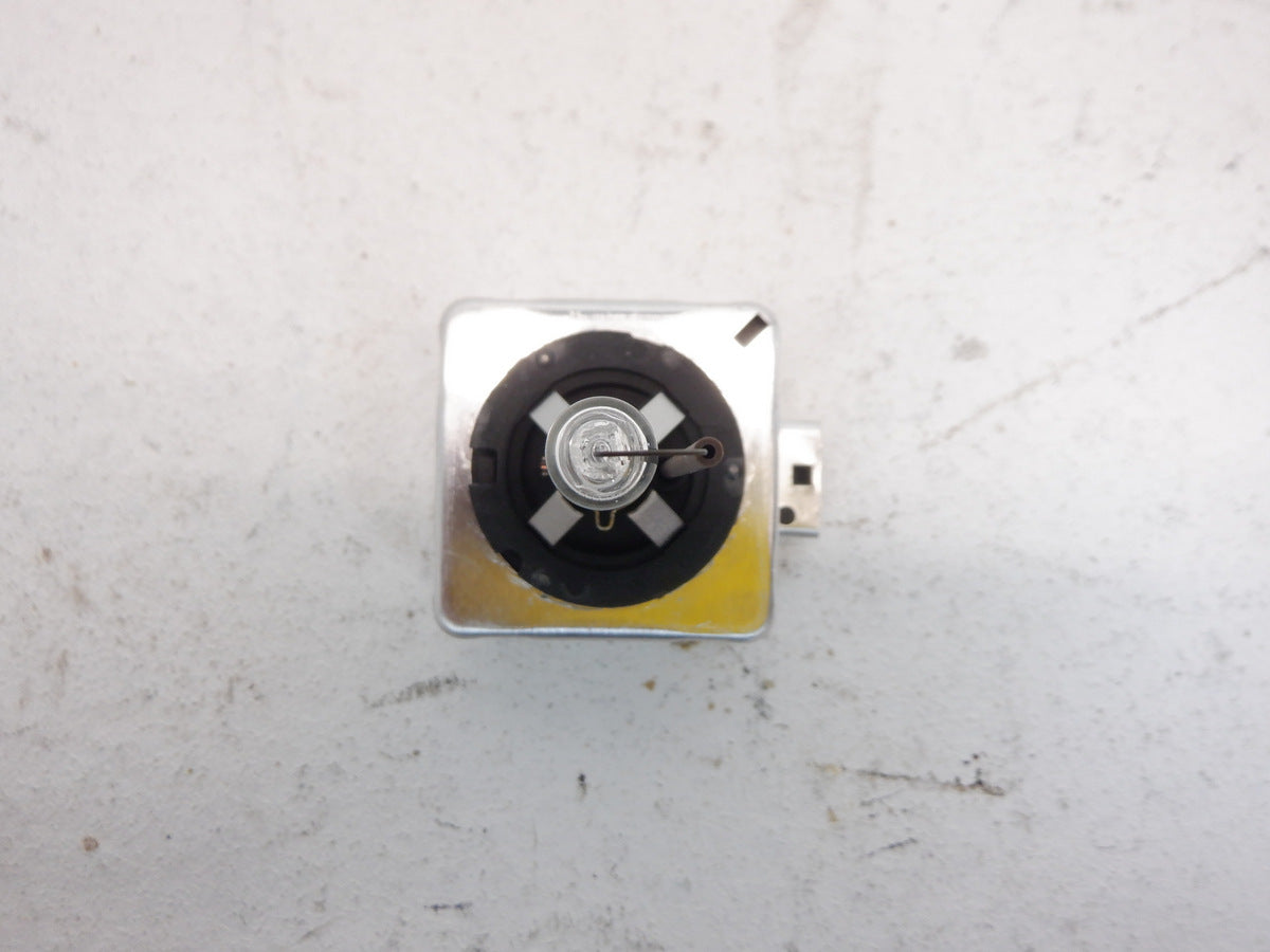 Mini Cooper Xenon Headlight Bulb with Ignitor 63217217509 07-16 R5x R6x