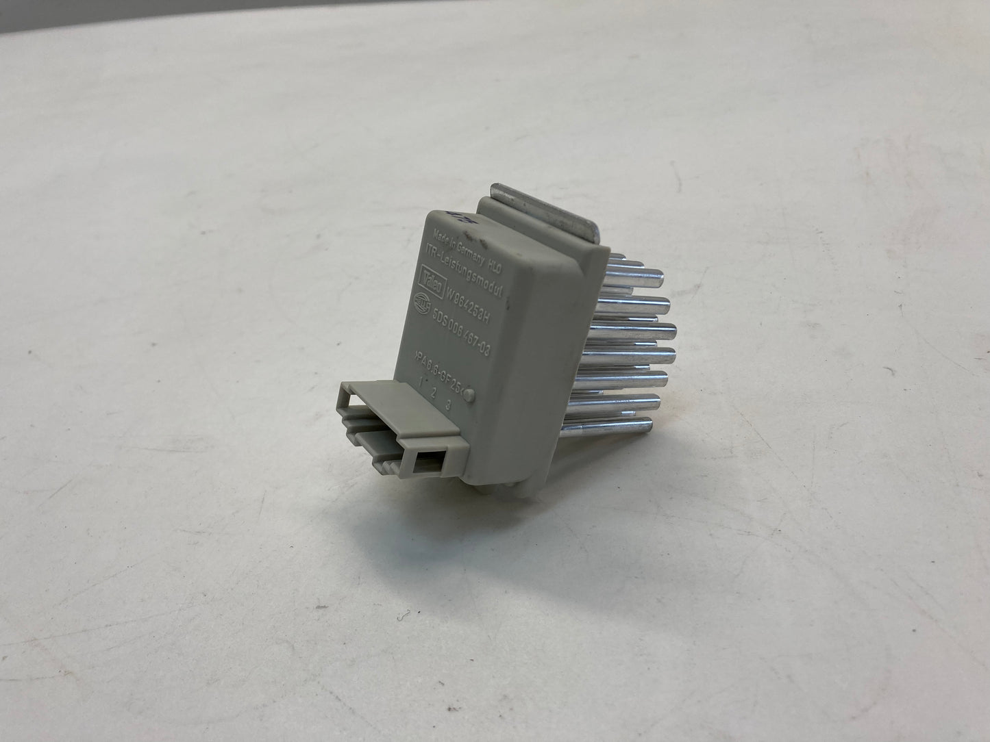 Mini Cooper Automatic AC Blower Motor Resistor 64111499122 02-08 R50 R52 R53