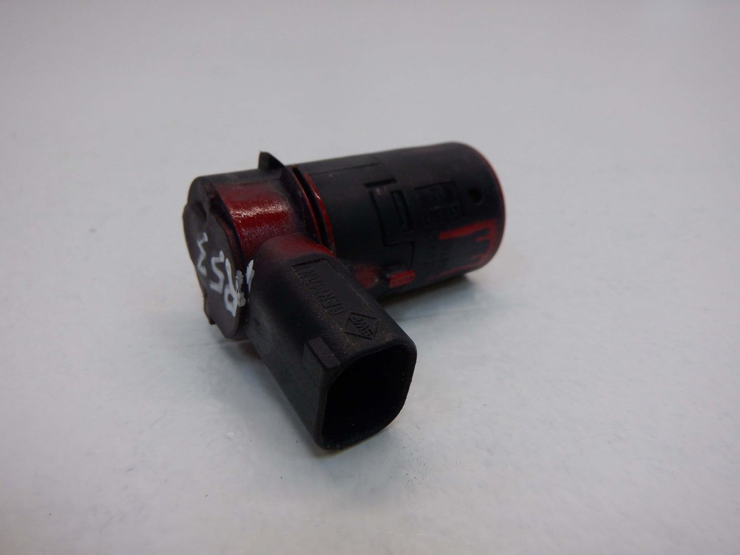 Mini Cooper Rear Bumper Park Sensor PDC Red 66206917545 02-08 R50 R52 R53