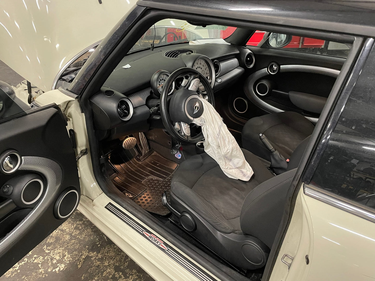 2010 MINI Cooper Hatchback S, New Parts Car (January 2022) Stk # 275