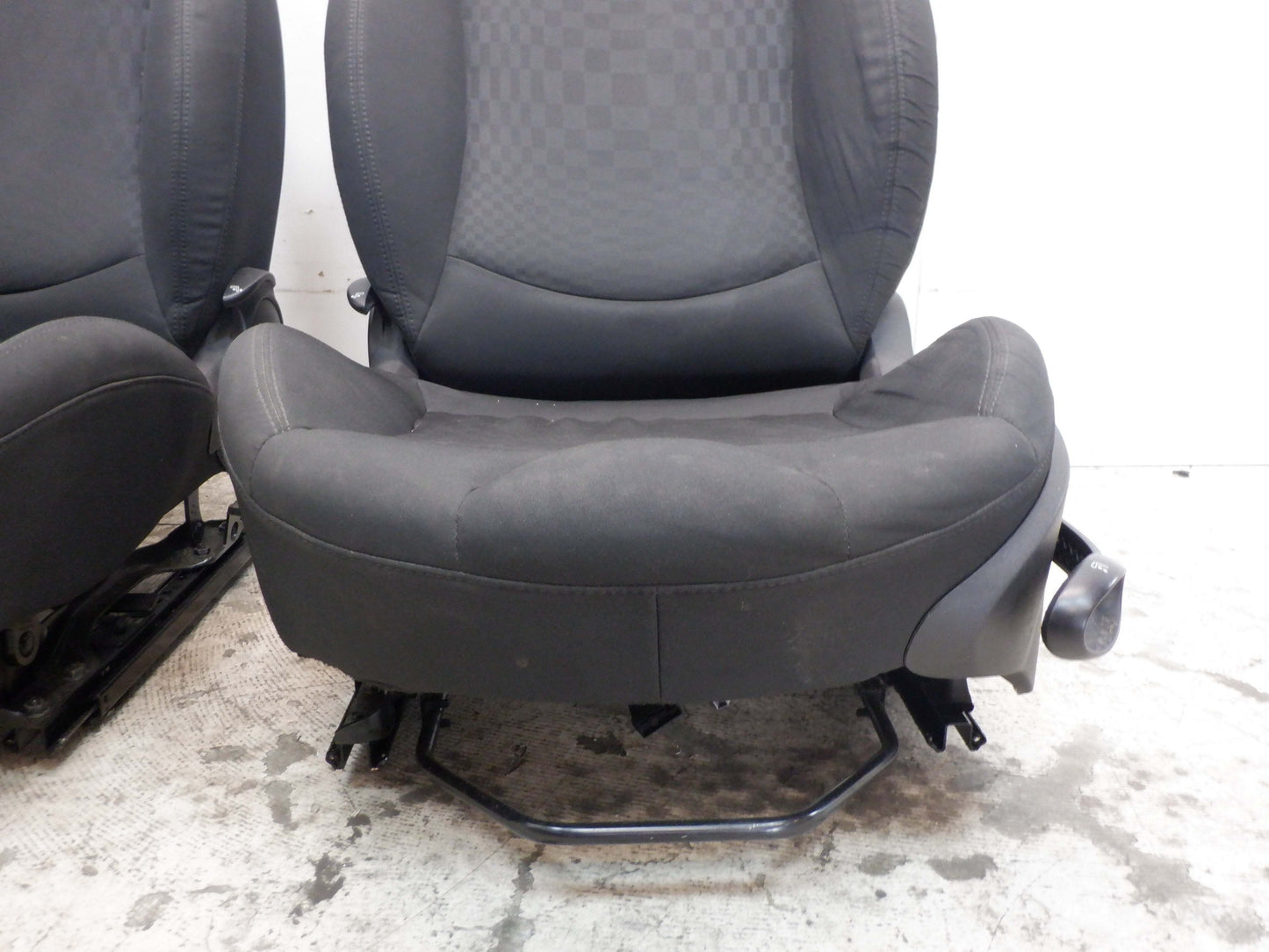 Mini Cooper Cloth Seats Checkered Black 07-14 R56 R55 ATE1 259