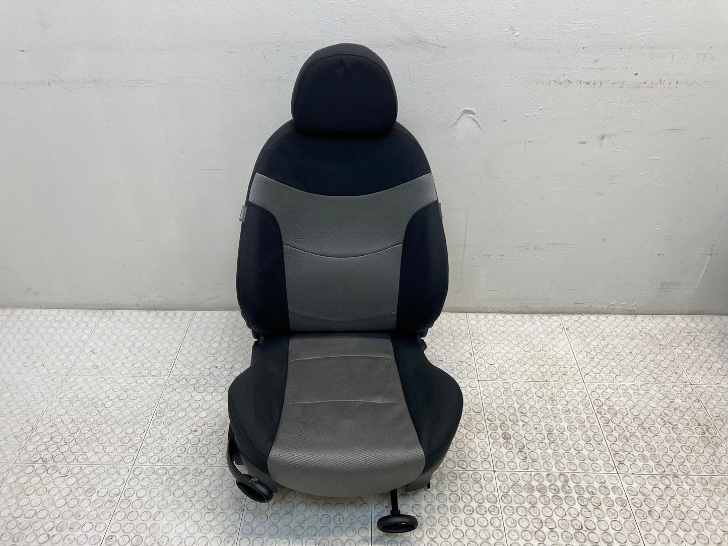Mini Cooper Seats Fabric Space Panther Black Heated S4PN 05-06 R53 410